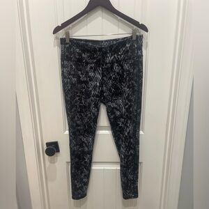 Athleta Black and Gray Abstract Print Leggings